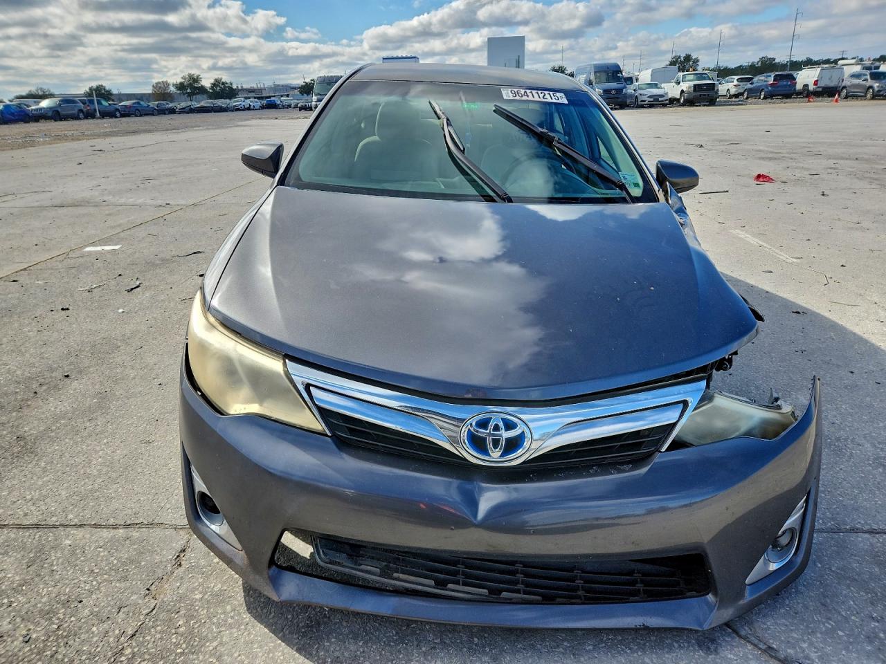 2012 TOYOTA CAMRY HYBRID photo 5