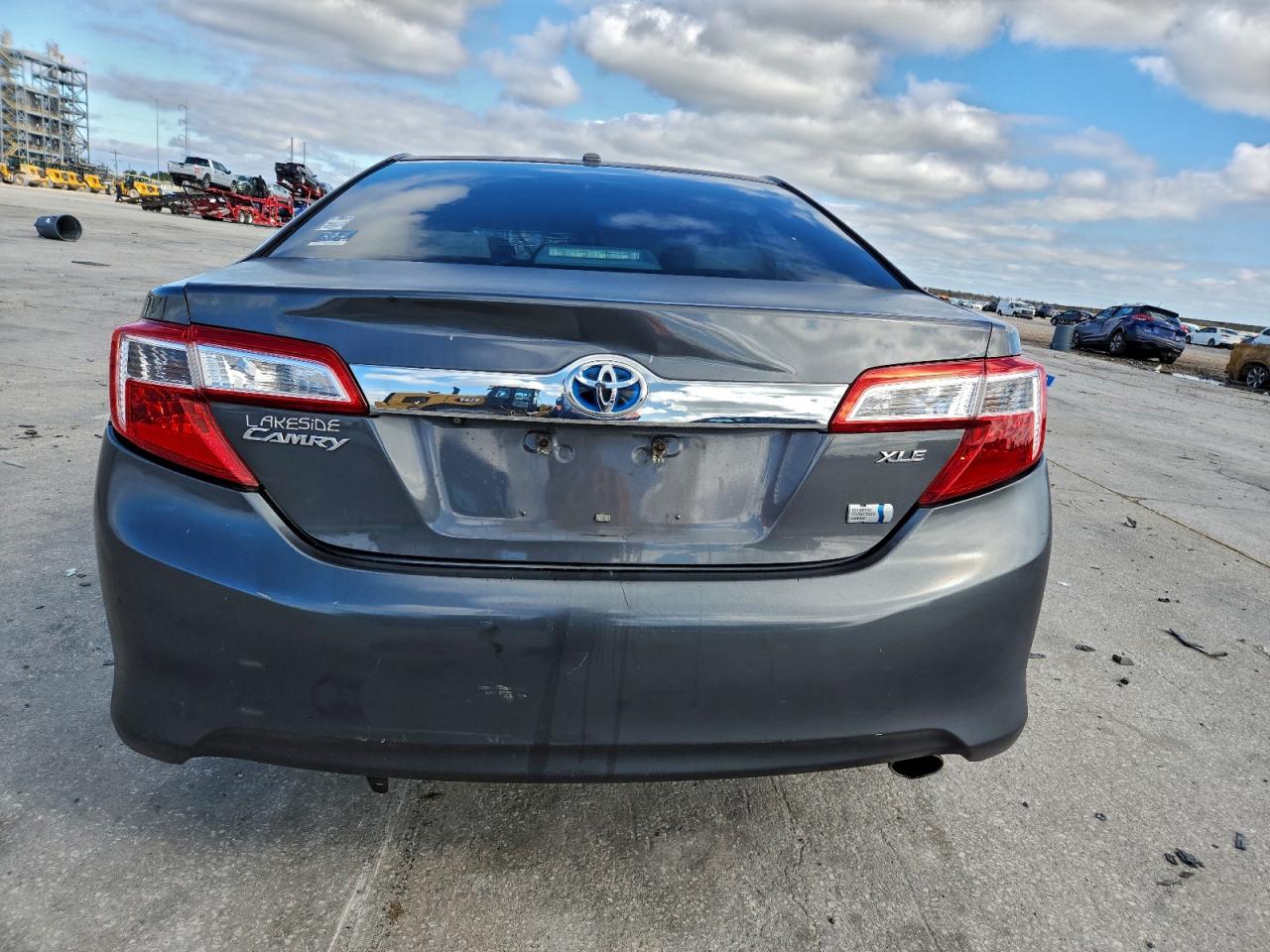 2012 TOYOTA CAMRY HYBRID photo 6