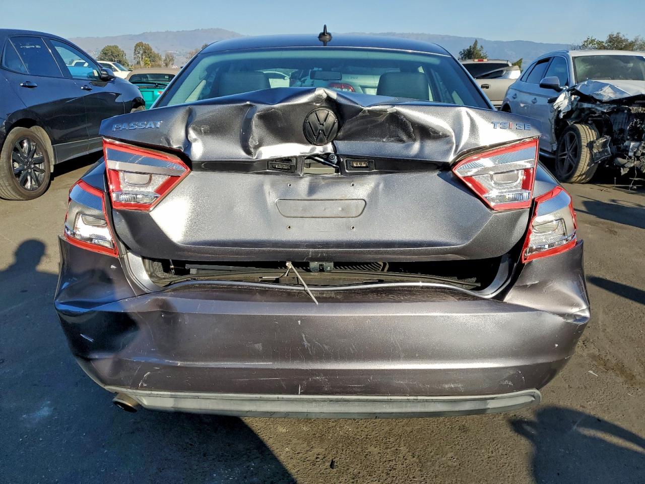 2014 VOLKSWAGEN PASSAT SE photo 6