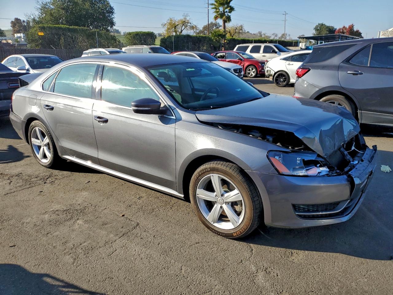 2014 VOLKSWAGEN PASSAT SE photo 4