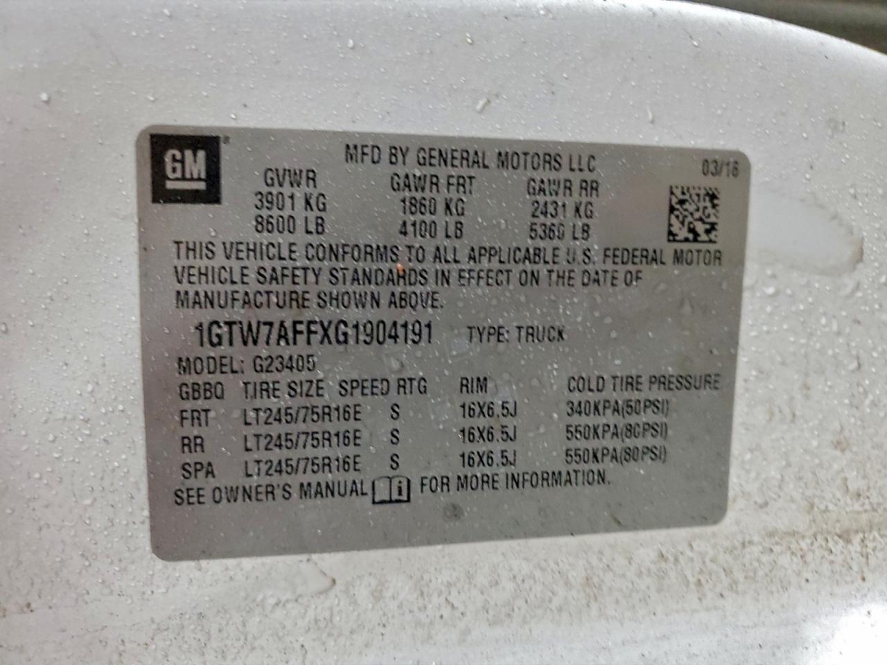 2016 GMC SAVANA G2500 photo 13