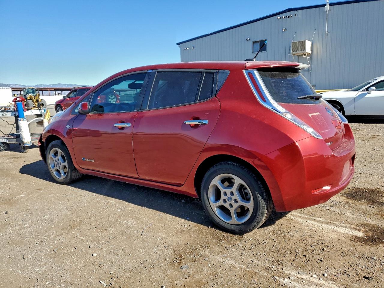 2011 NISSAN LEAF SV photo 2