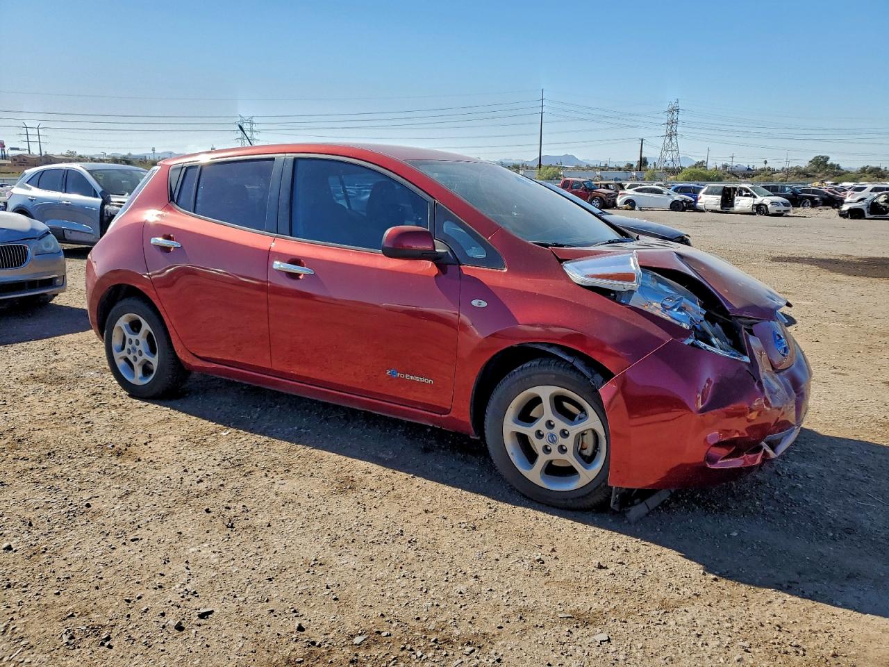 2011 NISSAN LEAF SV photo 4