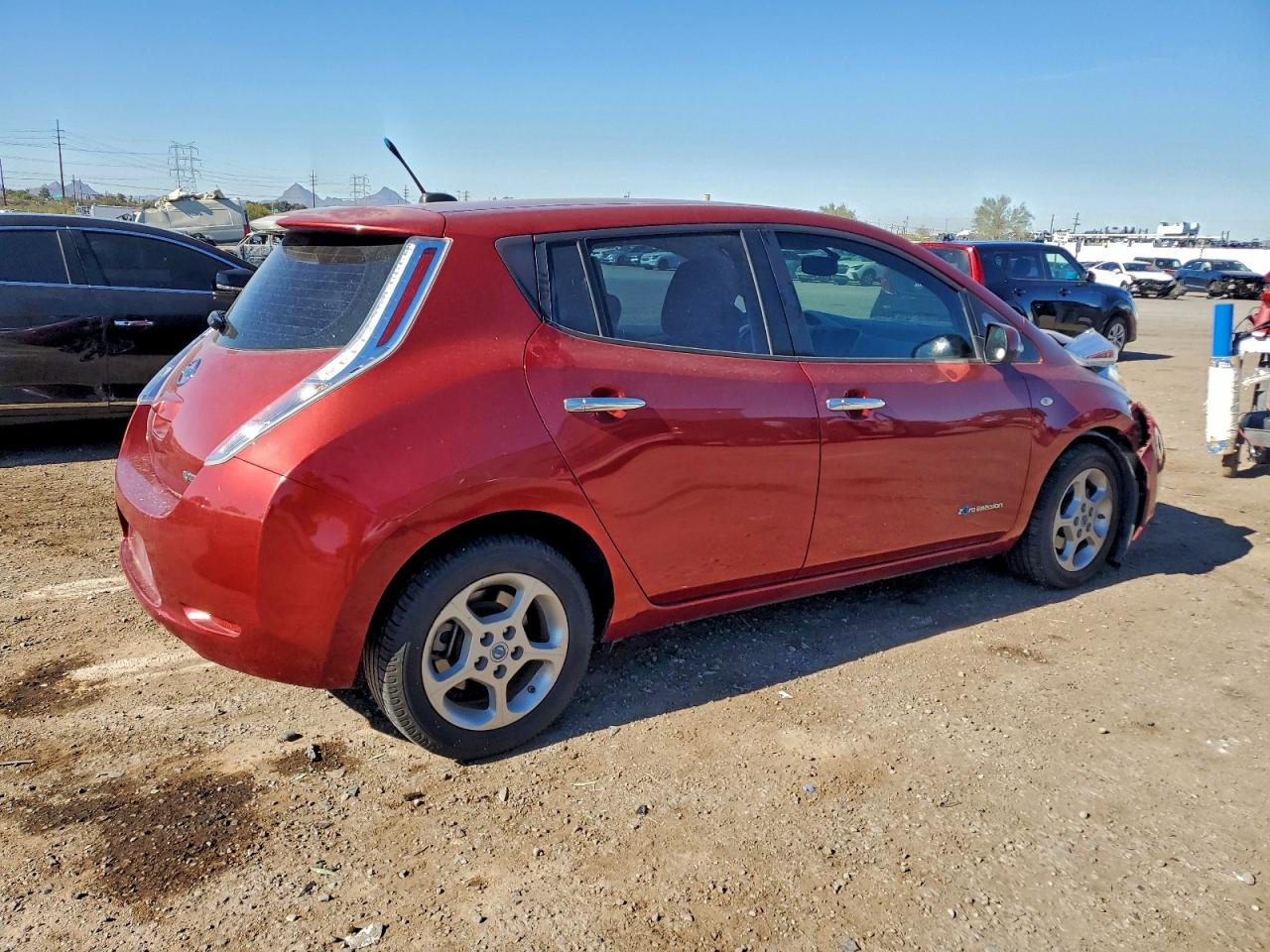2011 NISSAN LEAF SV photo 3
