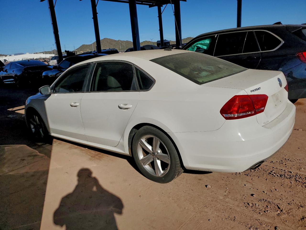 2012 VOLKSWAGEN PASSAT photo 2