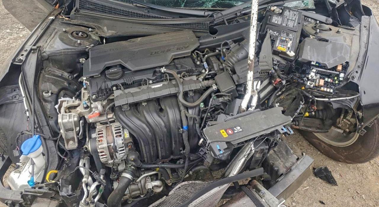 2023 HYUNDAI ELANTRA SE photo 11
