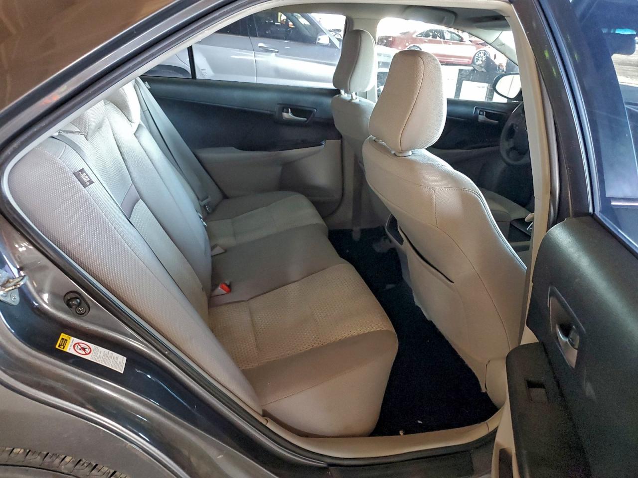 2013 TOYOTA CAMRY L photo 10