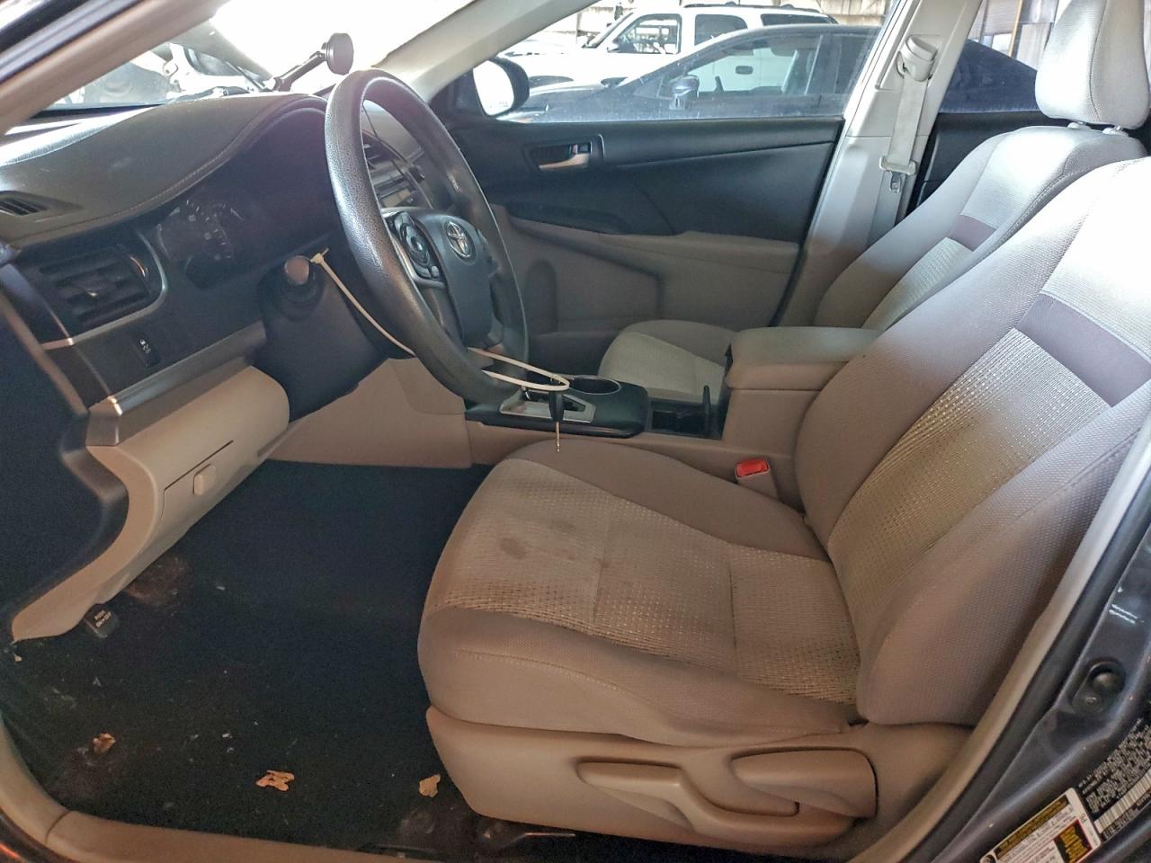 2013 TOYOTA CAMRY L photo 7