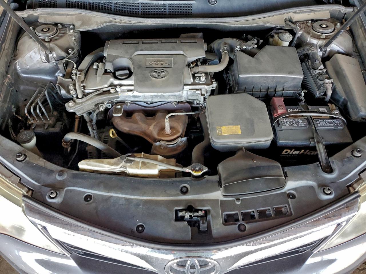 2013 TOYOTA CAMRY L photo 11