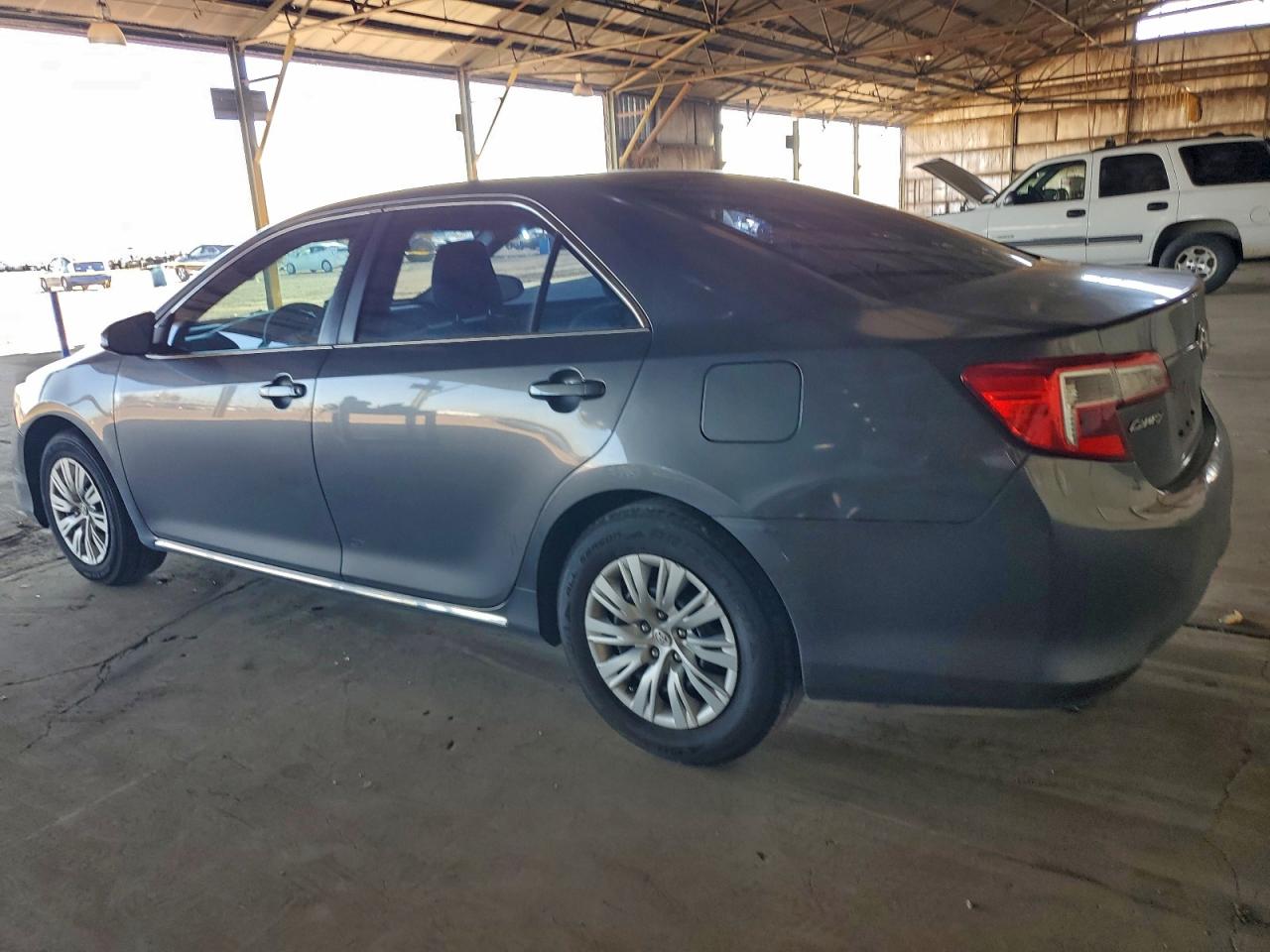2013 TOYOTA CAMRY L photo 2
