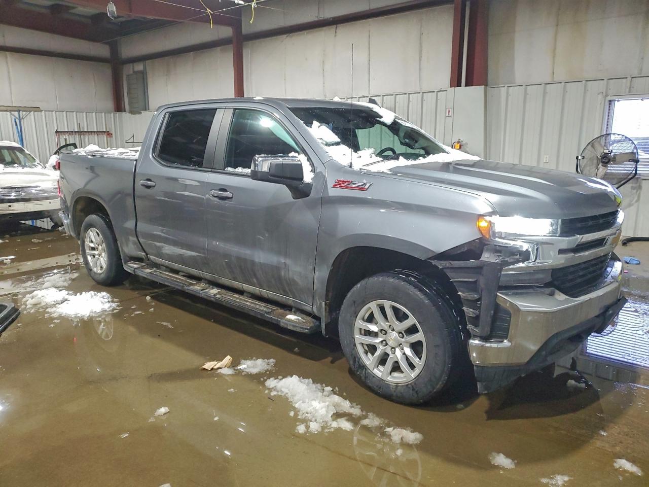 2020 CHEVROLET SILVERADO K1500 LT photo 4