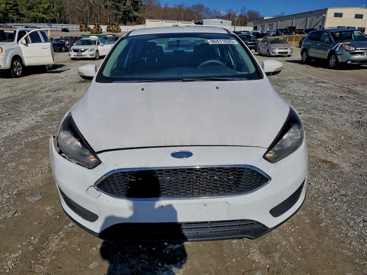 2015 FORD FOCUS SE photo 5
