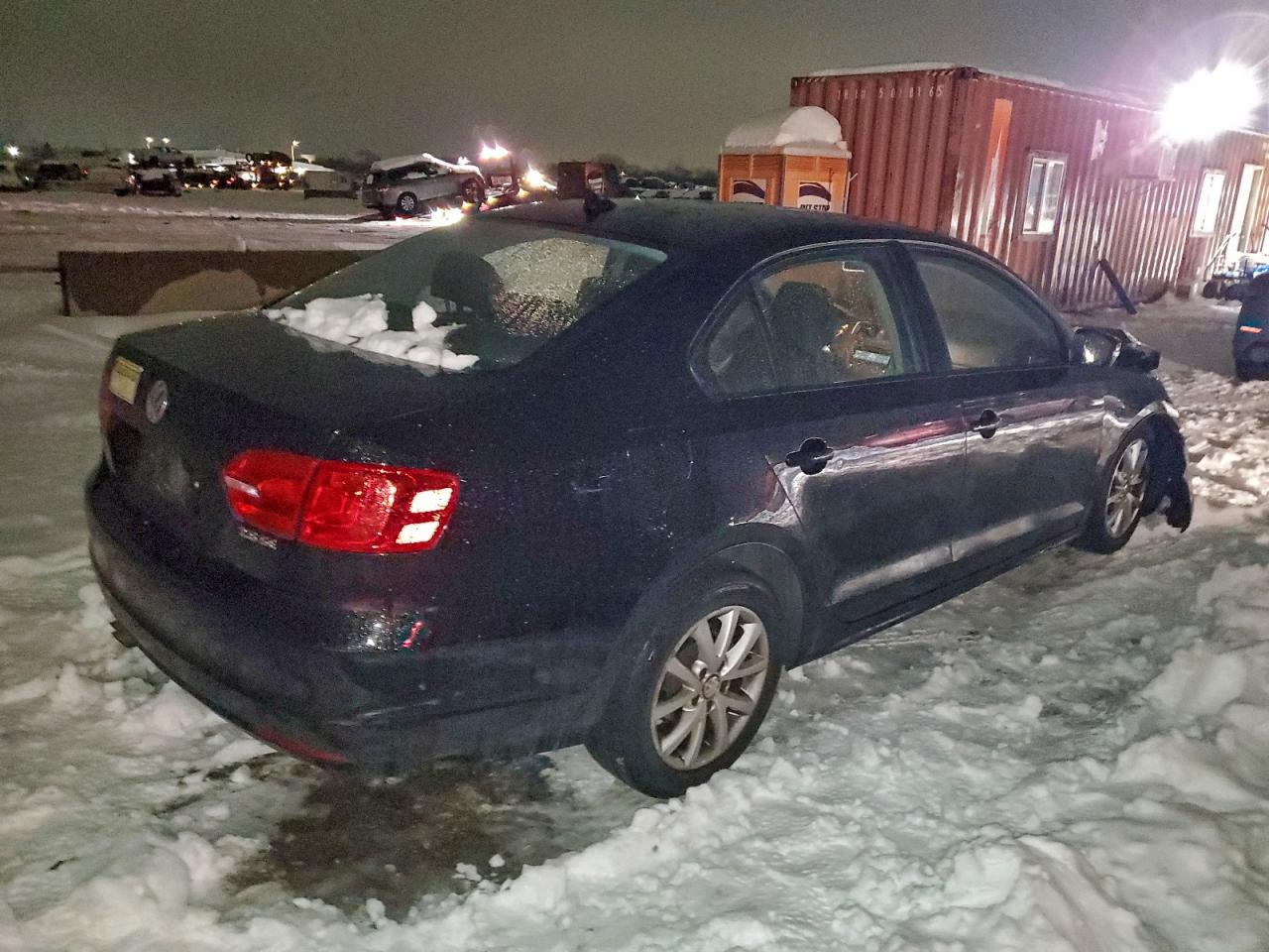 2012 VOLKSWAGEN JETTA SE photo 3
