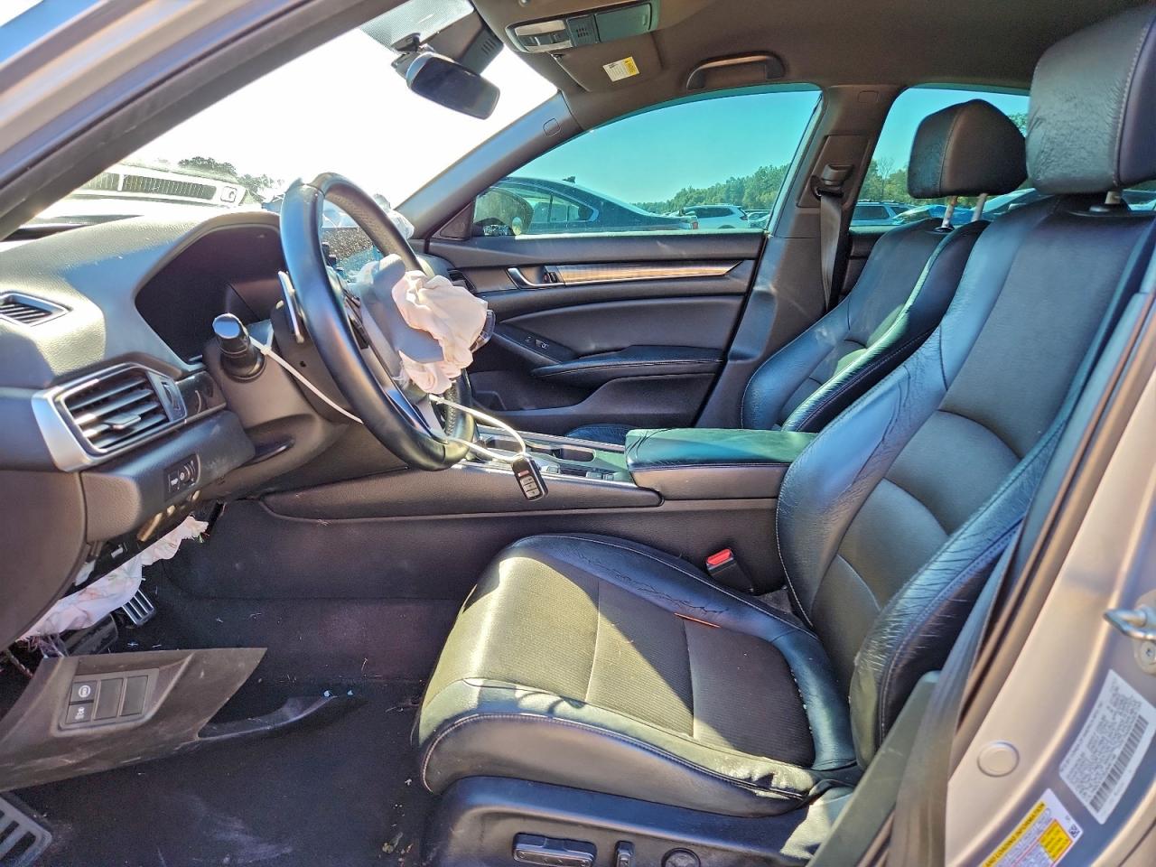 2018 HONDA ACCORD SPORT photo 7