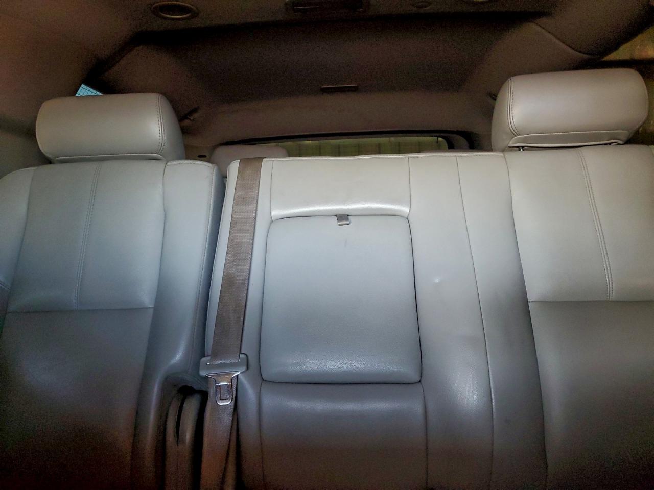 2007 CHEVROLET SUBURBAN C1500 photo 10