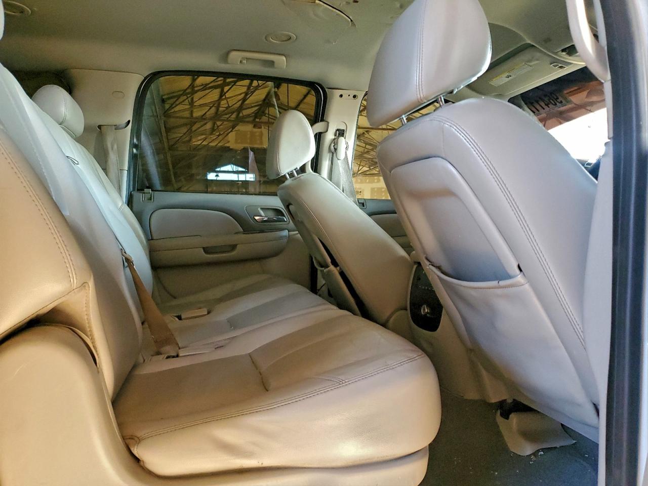 2007 CHEVROLET SUBURBAN C1500 photo 11