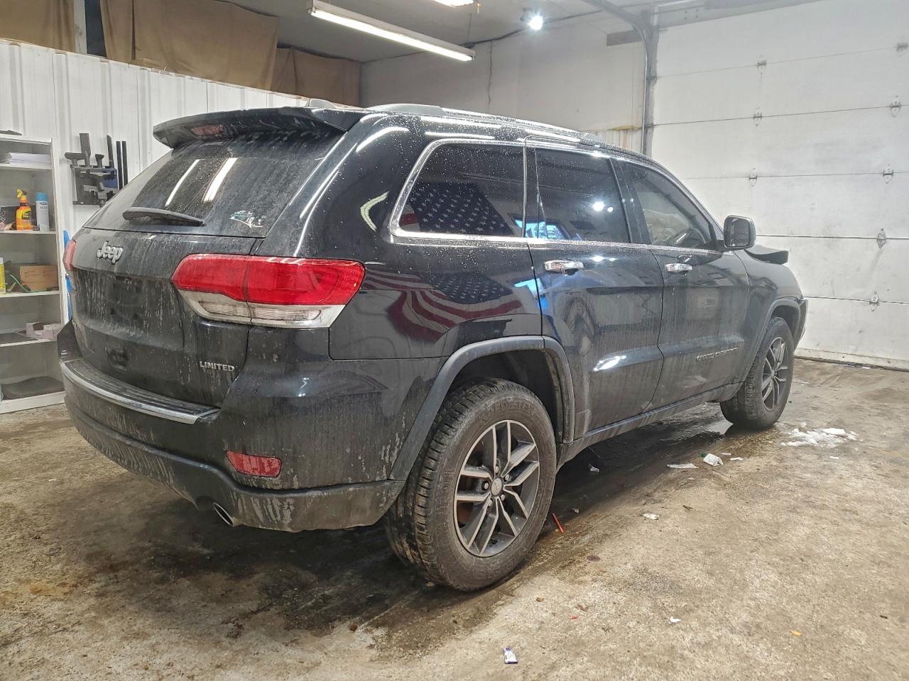 2018 JEEP GRAND CHEROKEE LIMITED photo 3