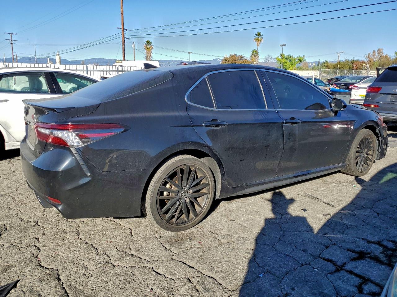 2021 TOYOTA CAMRY XSE photo 3