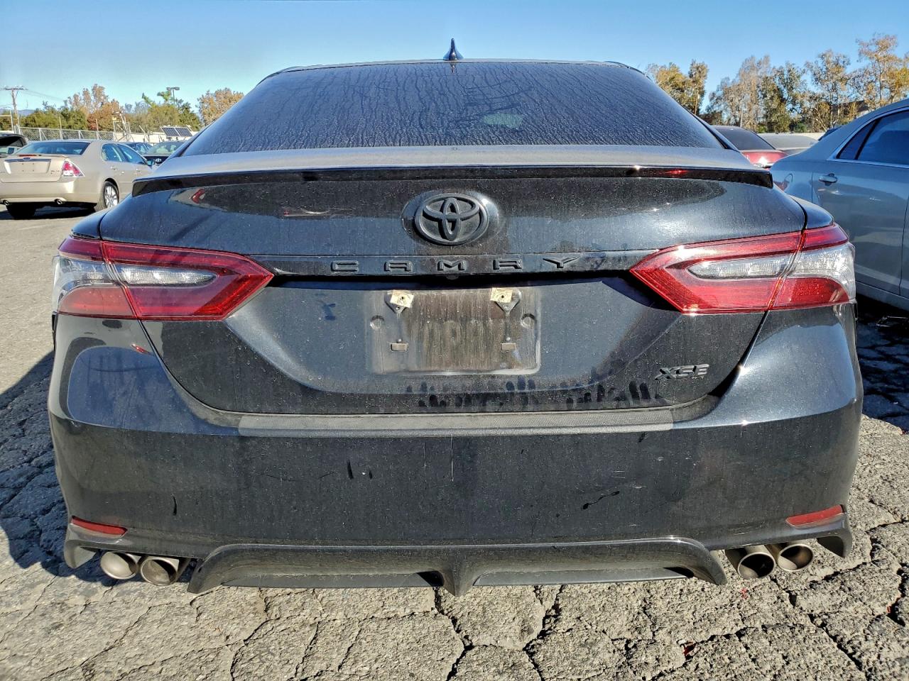 2021 TOYOTA CAMRY XSE photo 6