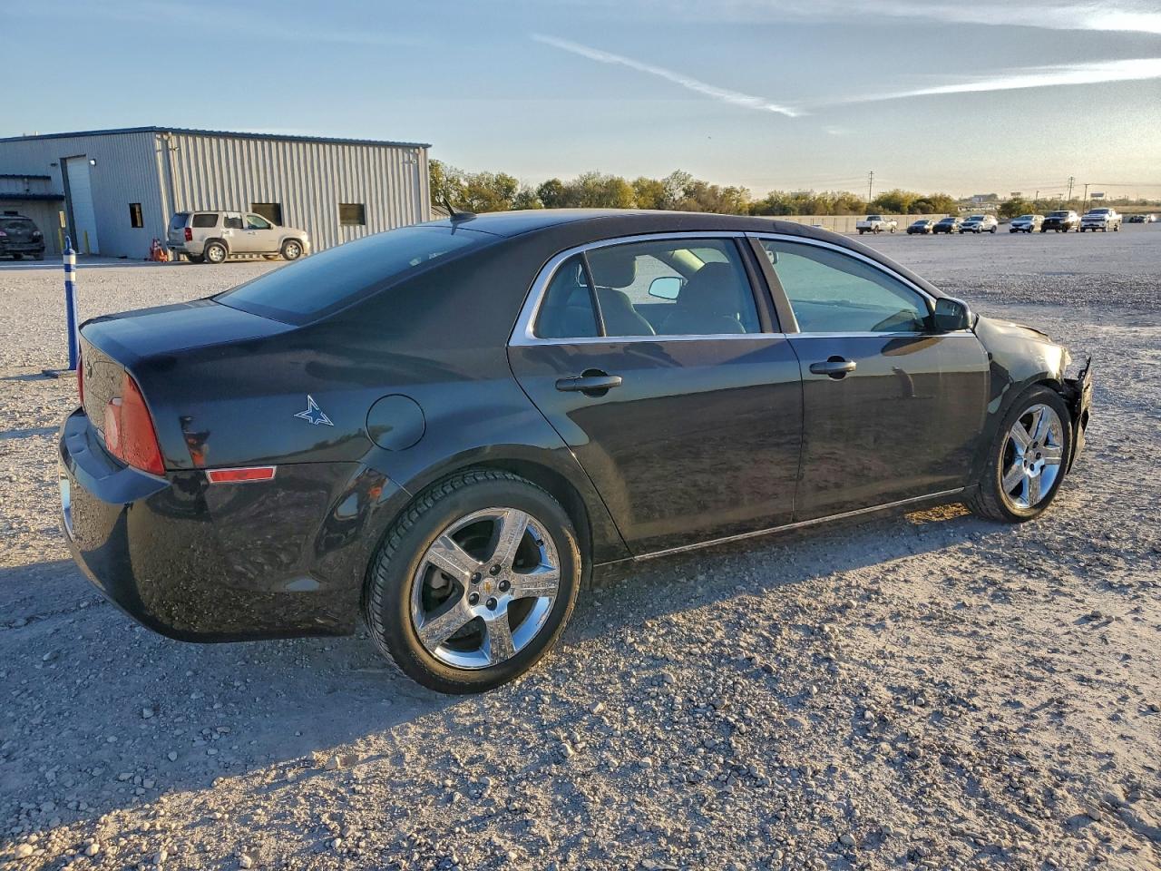 2011 CHEVROLET MALIBU 2LT photo 3