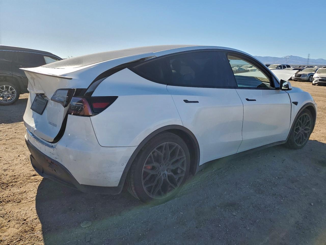 2021 TESLA MODEL Y photo 5