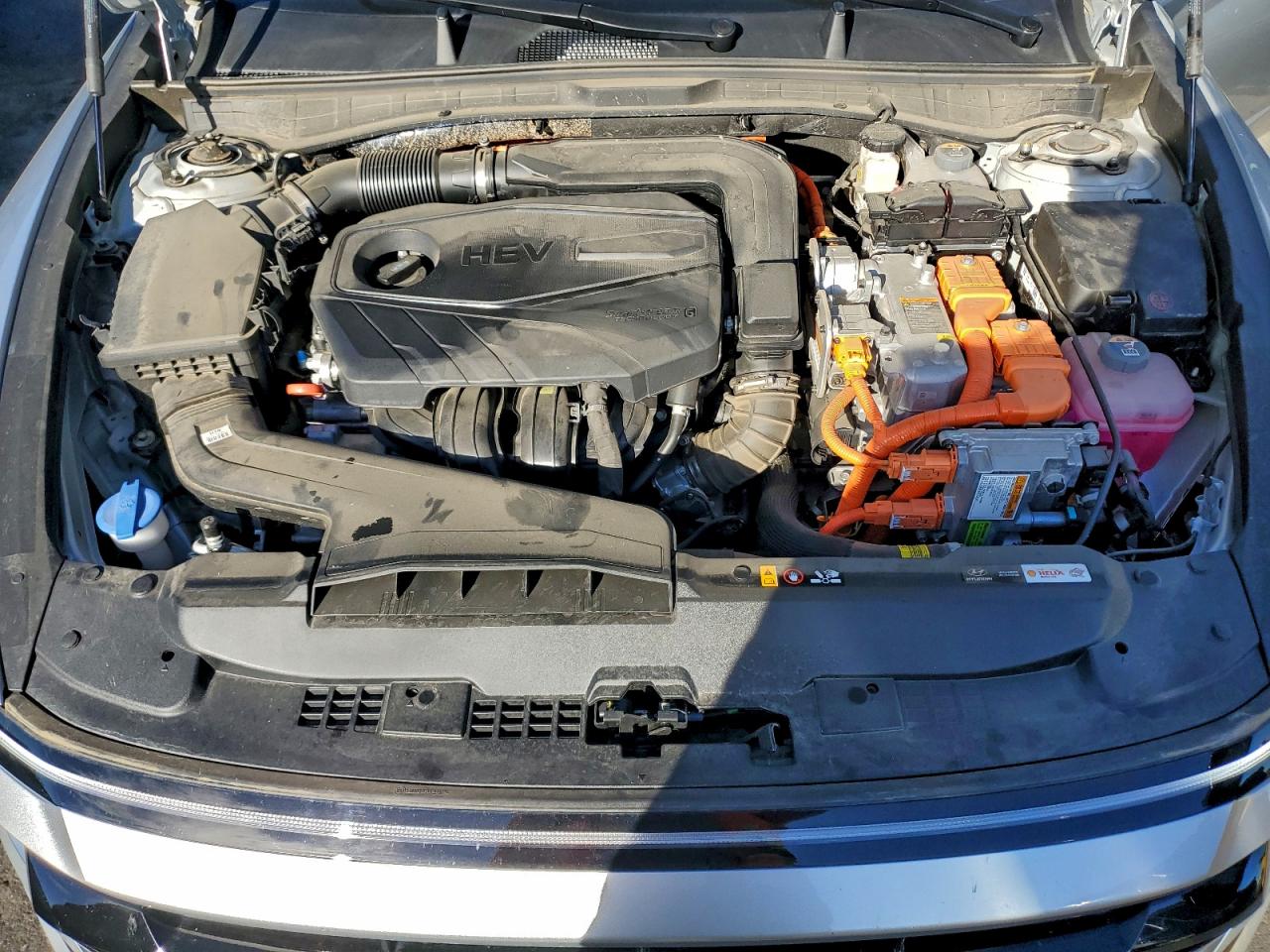 2025 HYUNDAI SONATA HYBRID photo 11