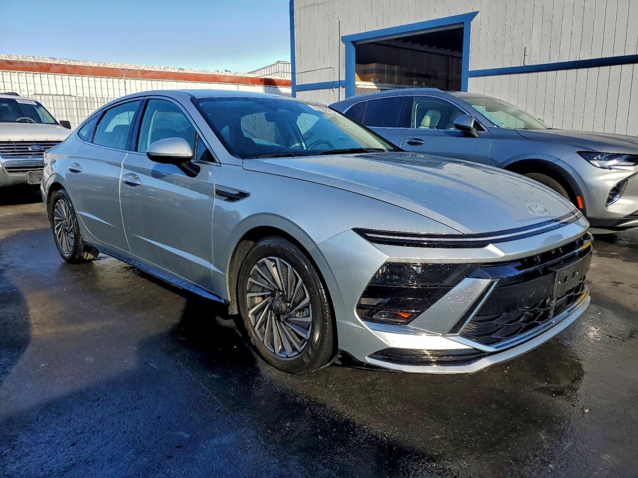2025 HYUNDAI SONATA HYBRID photo 4