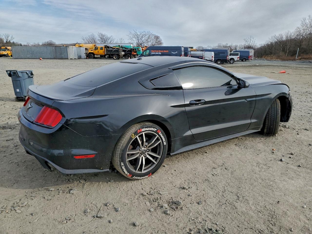 2015 FORD MUSTANG photo 3
