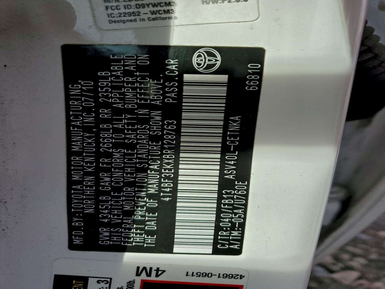 2011 TOYOTA CAMRY BASE photo 12