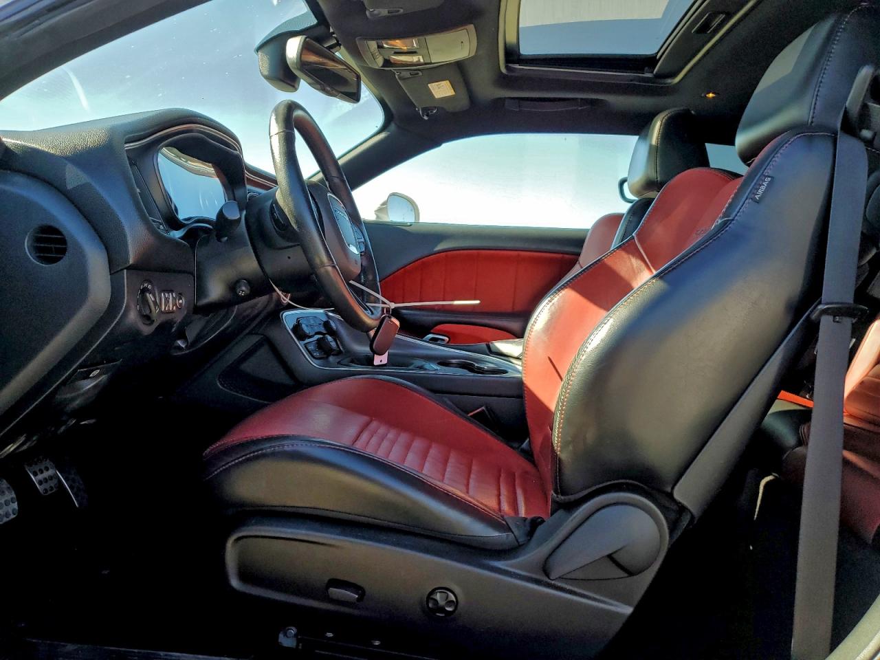 2016 DODGE CHALLENGER R/T photo 7