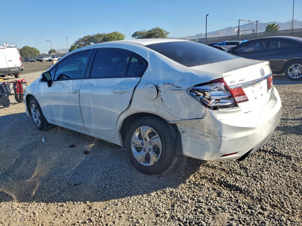 2013 HONDA CIVIC LX photo 2