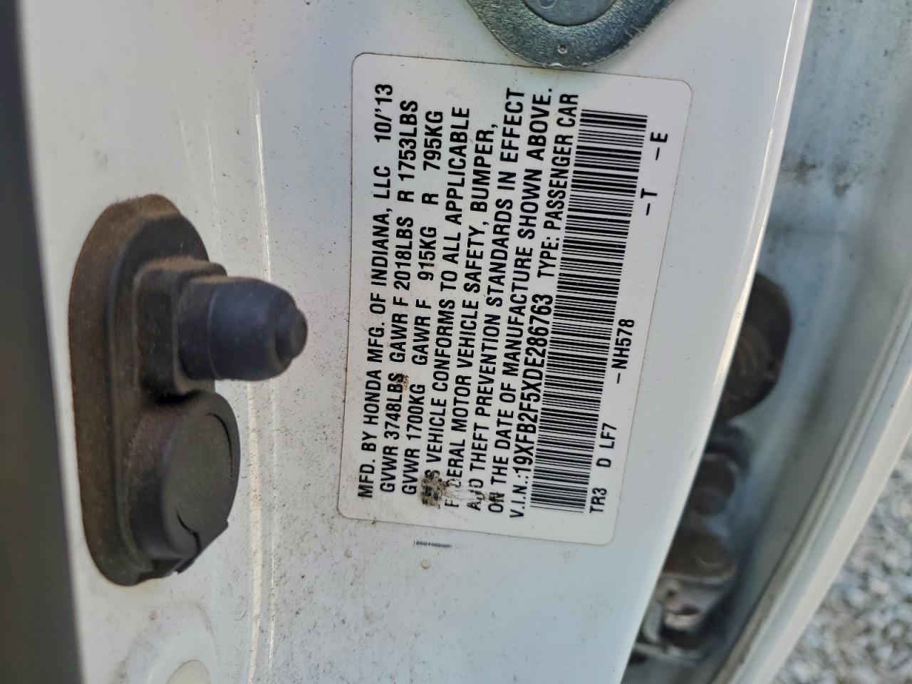 2013 HONDA CIVIC LX photo 12