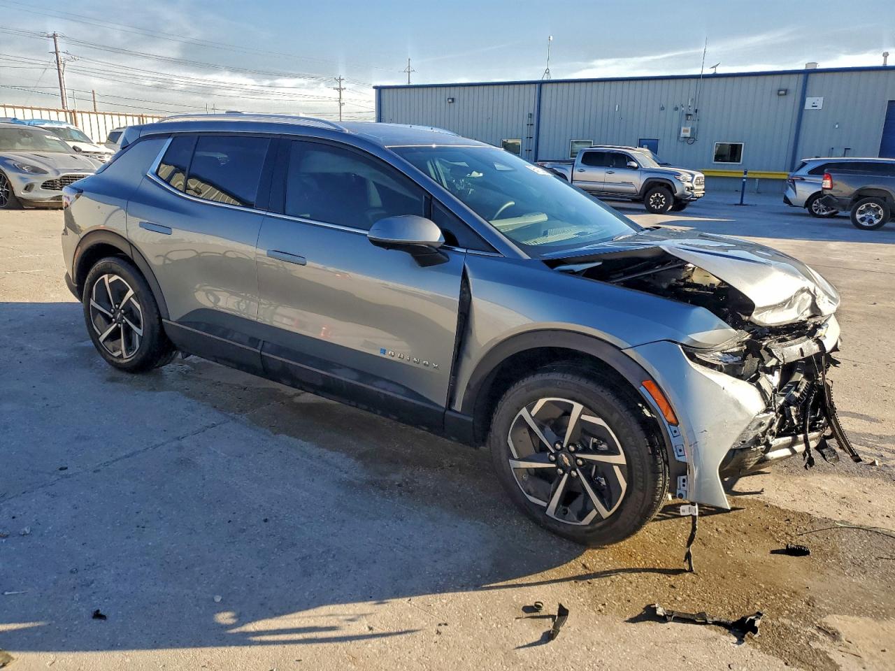 2026 CHEVROLET EQUINOX LT photo 4