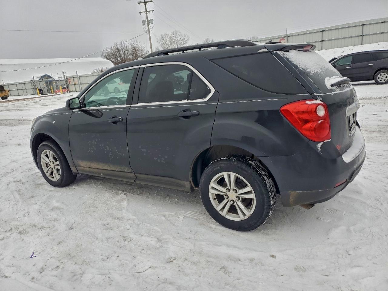 2013 CHEVROLET EQUINOX LT photo 2