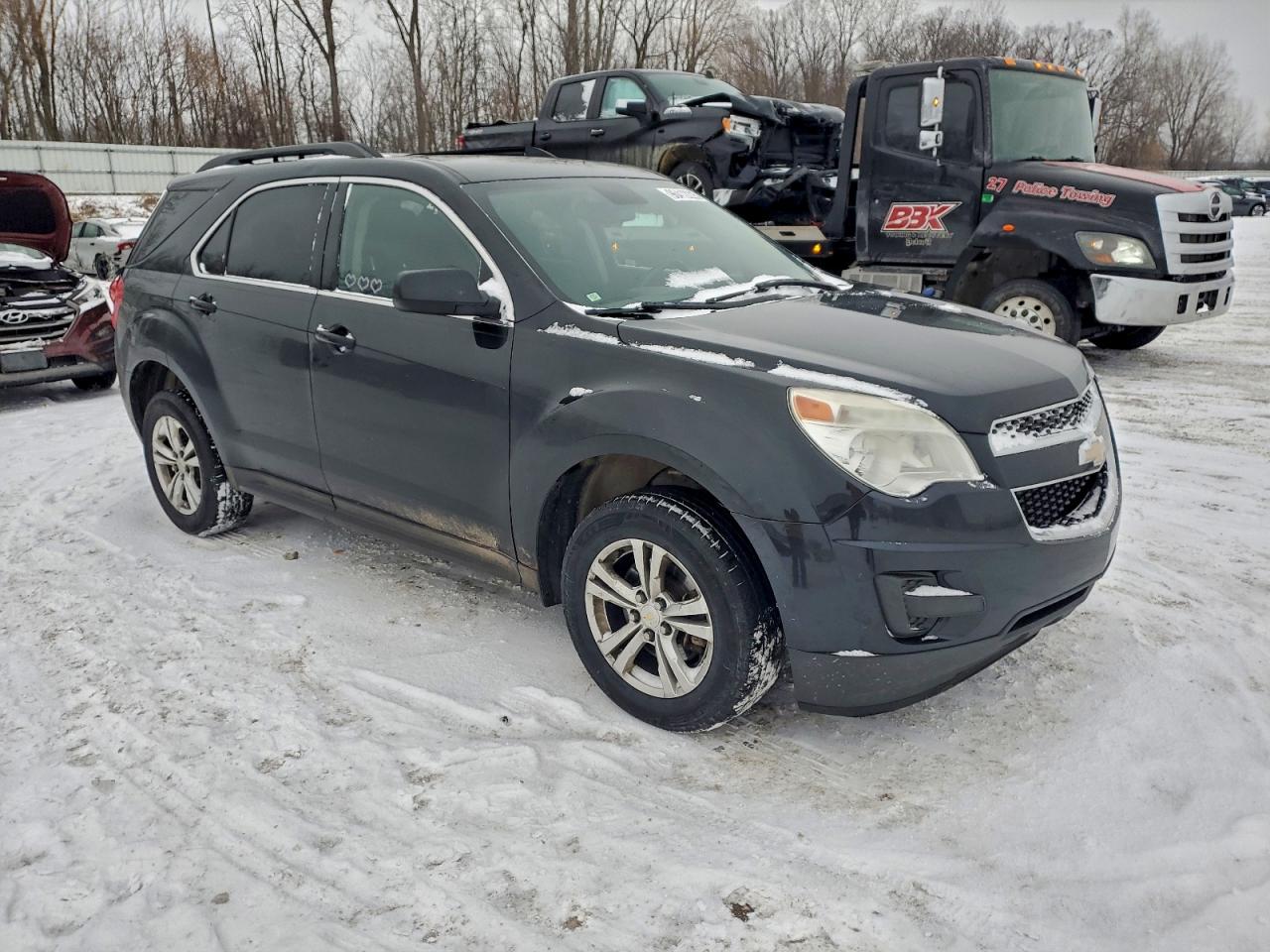2013 CHEVROLET EQUINOX LT photo 4