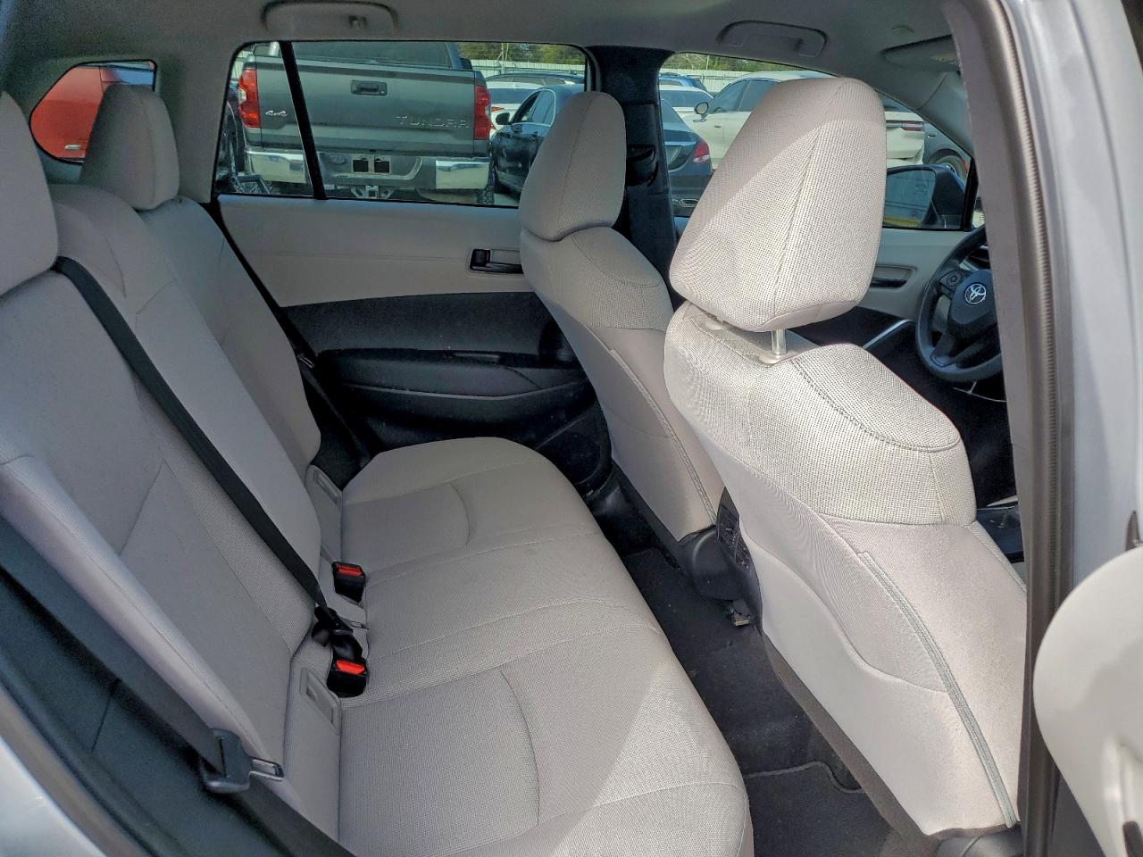2023 TOYOTA COROLLA CROSS L photo 11