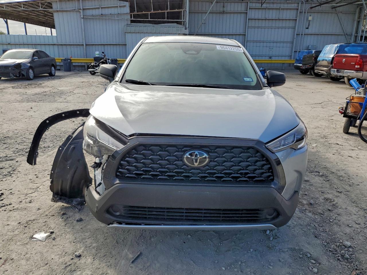2023 TOYOTA COROLLA CROSS L photo 5