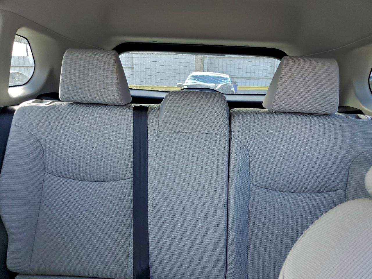 2023 TOYOTA COROLLA CROSS L photo 10