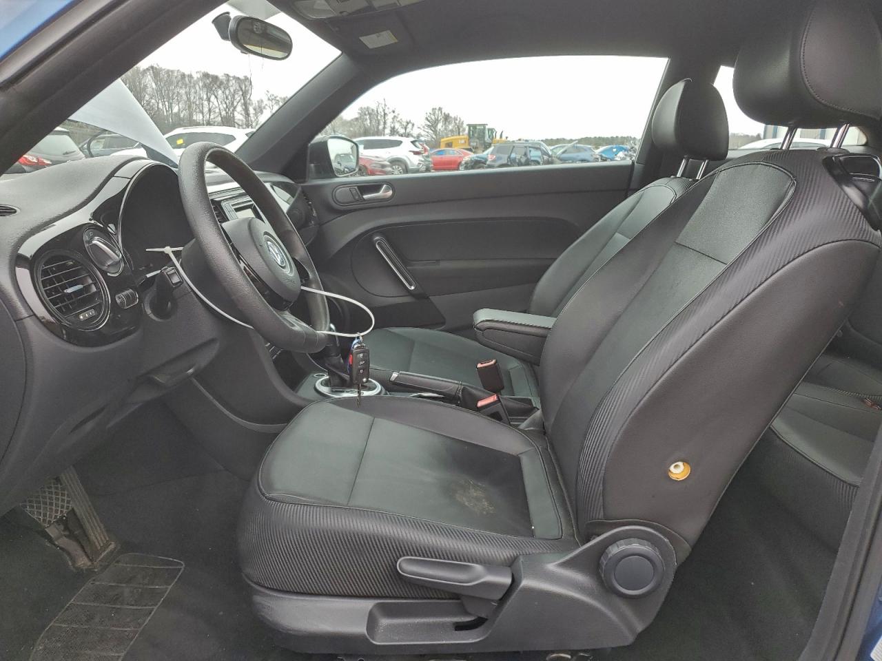 2017 VOLKSWAGEN BEETLE 1.8T photo 7