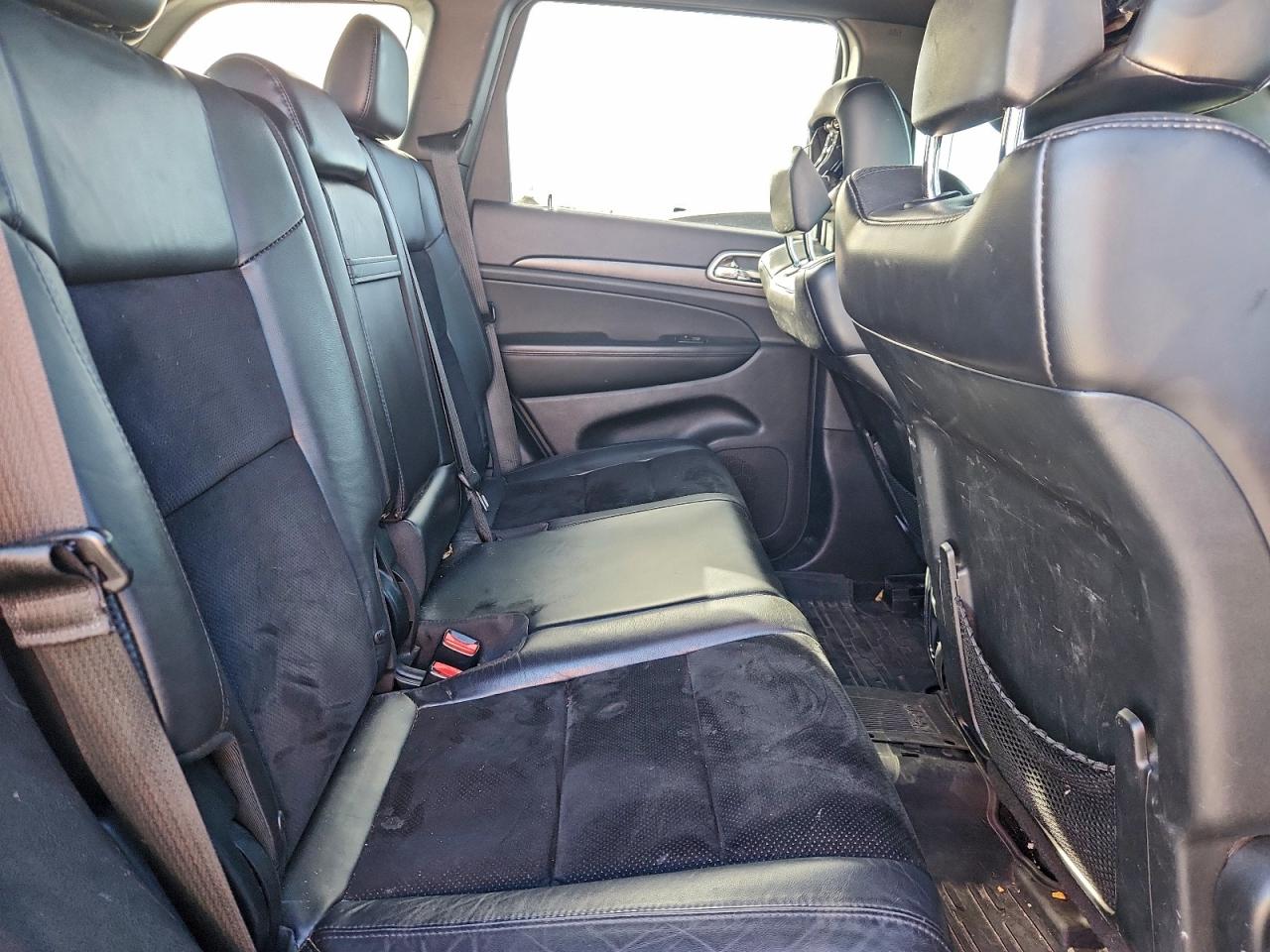 2018 JEEP GRAND CHEROKEE LAREDO photo 10
