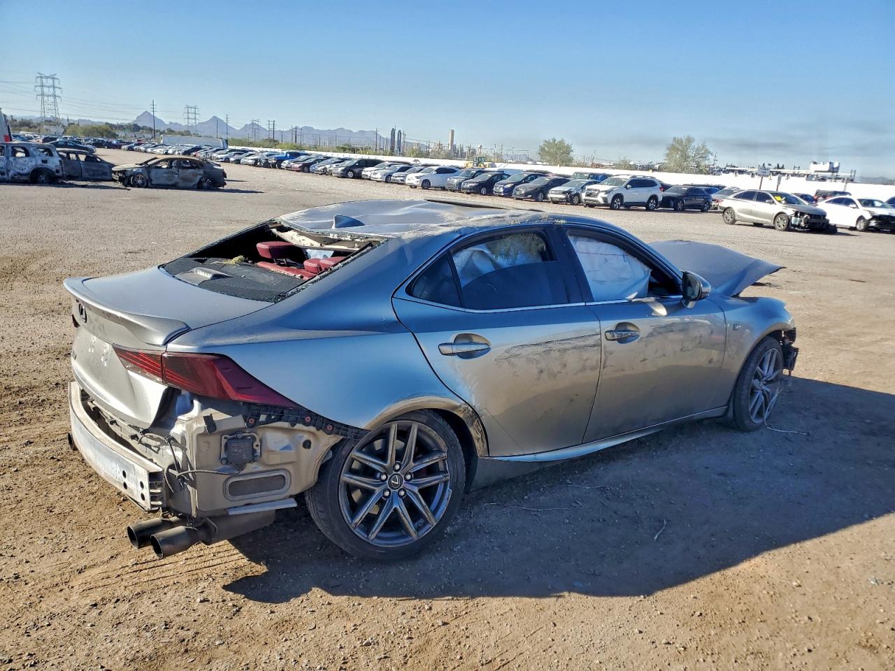 2017 LEXUS IS 200T photo 3