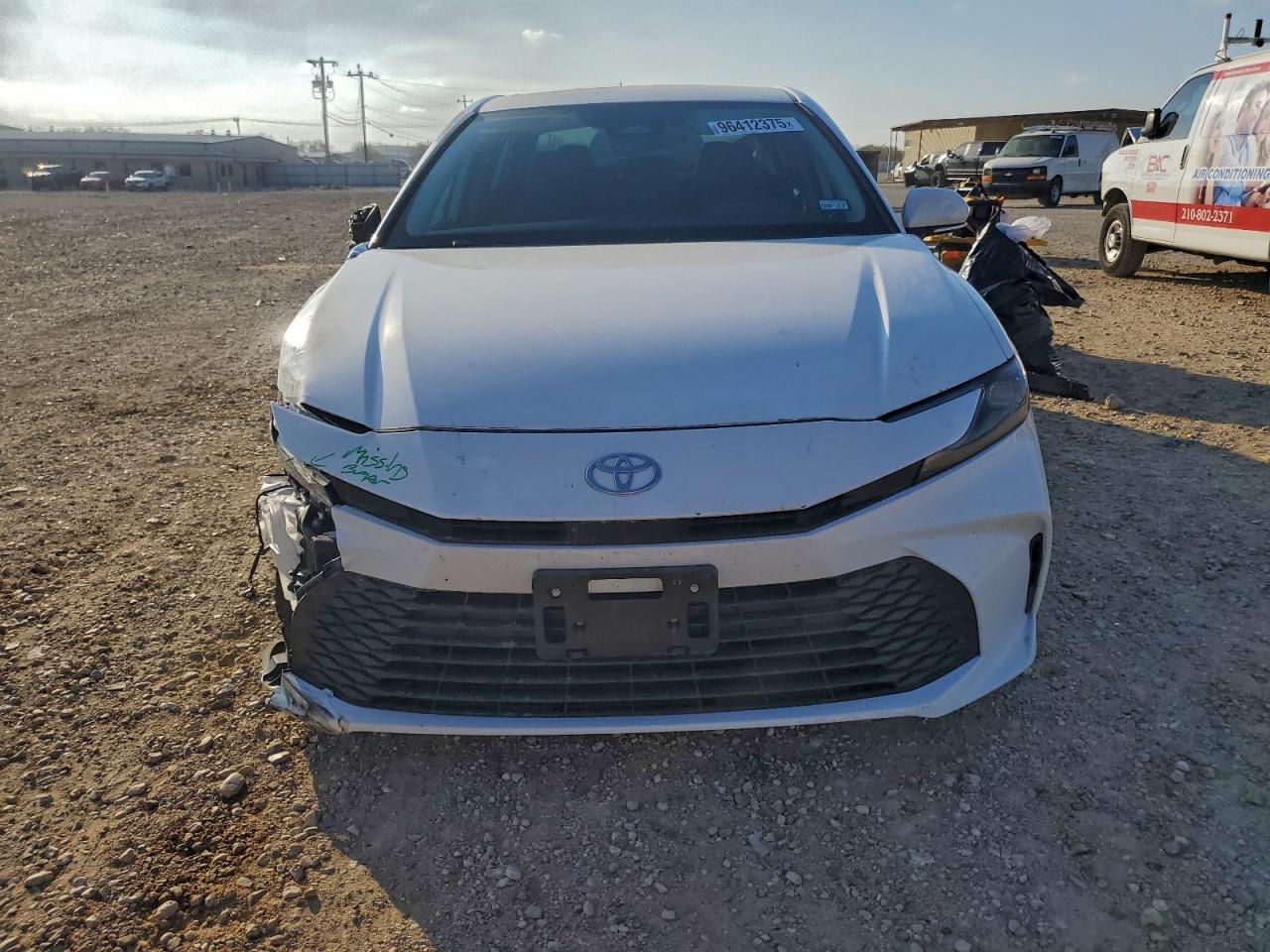 2025 TOYOTA CAMRY XSE photo 5