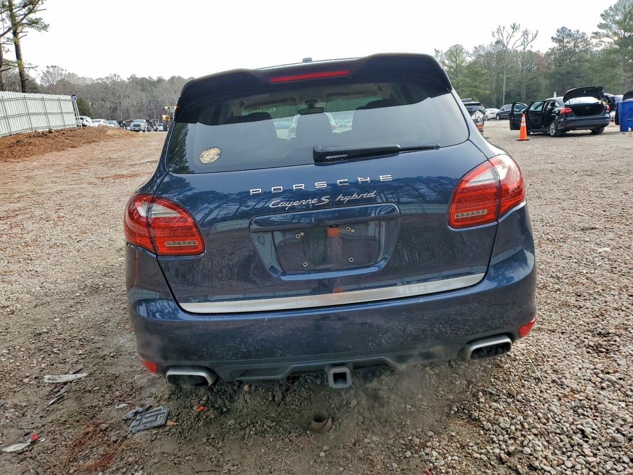 2012 PORSCHE CAYENNE S HYBRID photo 6