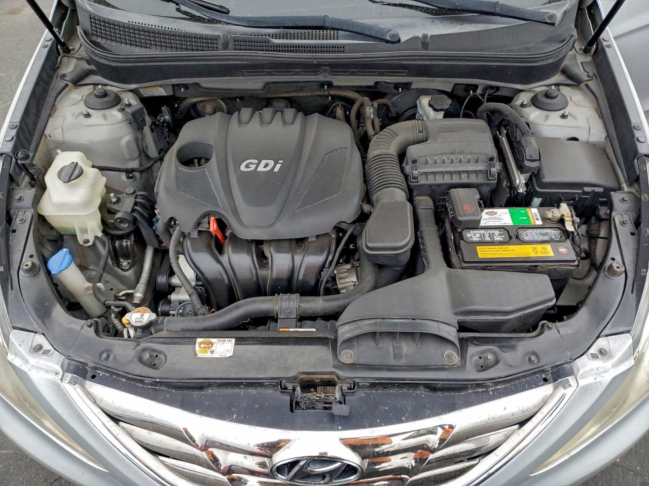2012 HYUNDAI SONATA SE photo 11