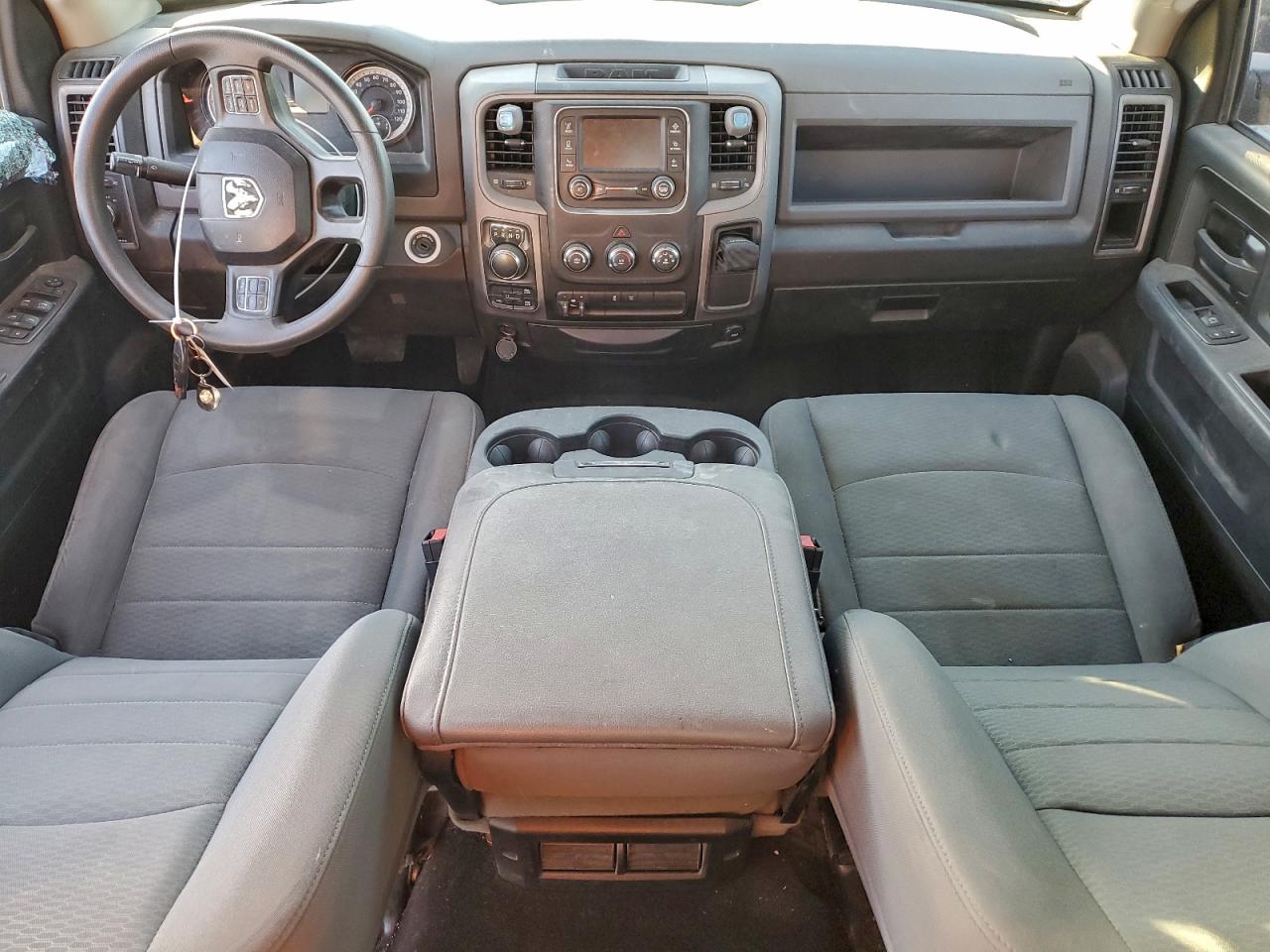 2018 RAM 1500 ST photo 8