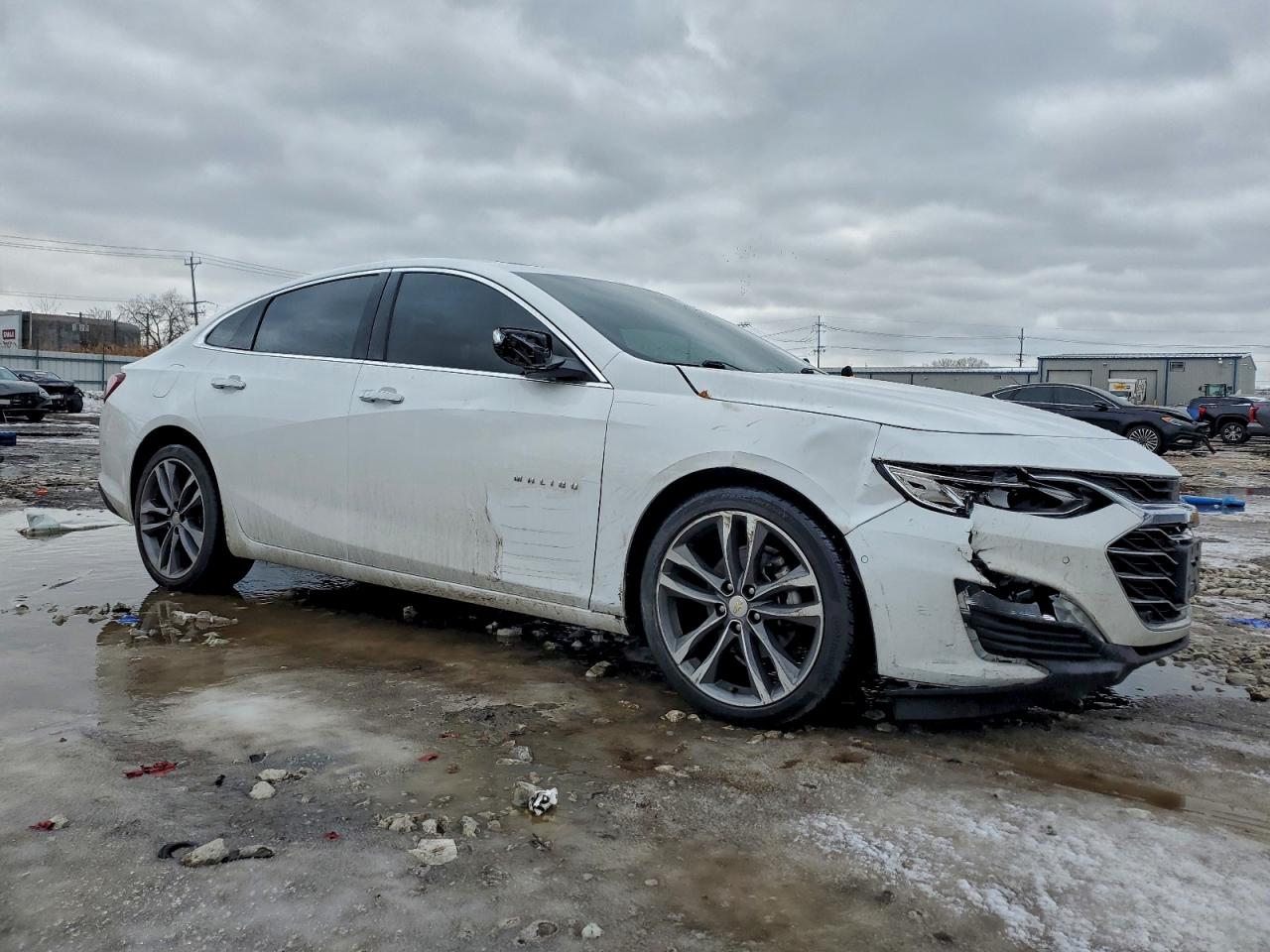 2020 CHEVROLET MALIBU PREMIER photo 4
