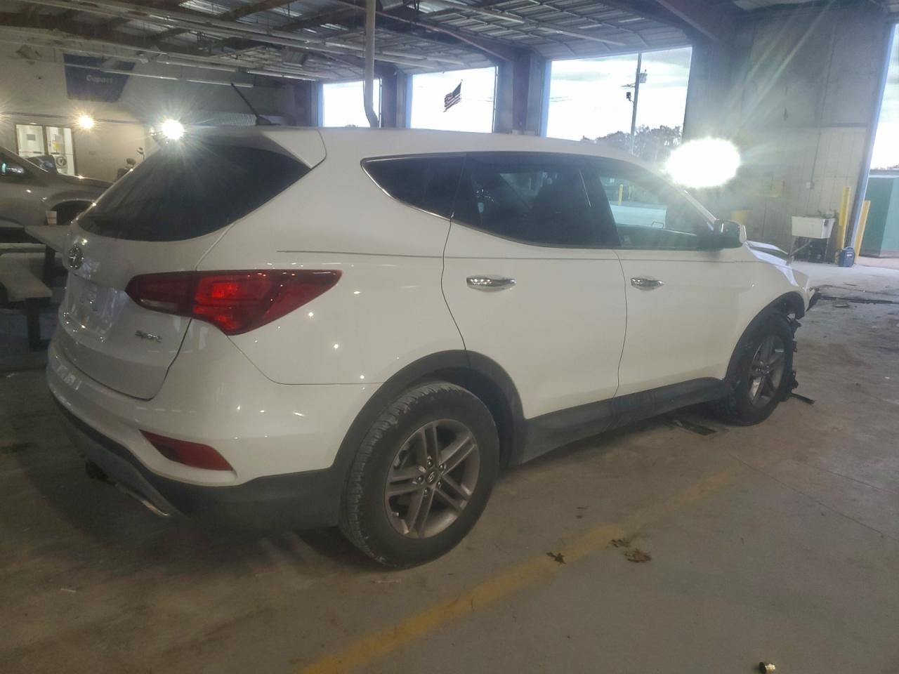 2018 HYUNDAI SANTA FE SPORT photo 3