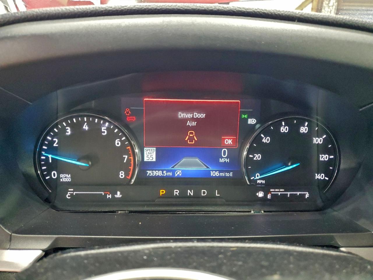 2021 FORD EXPLORER XLT photo 9