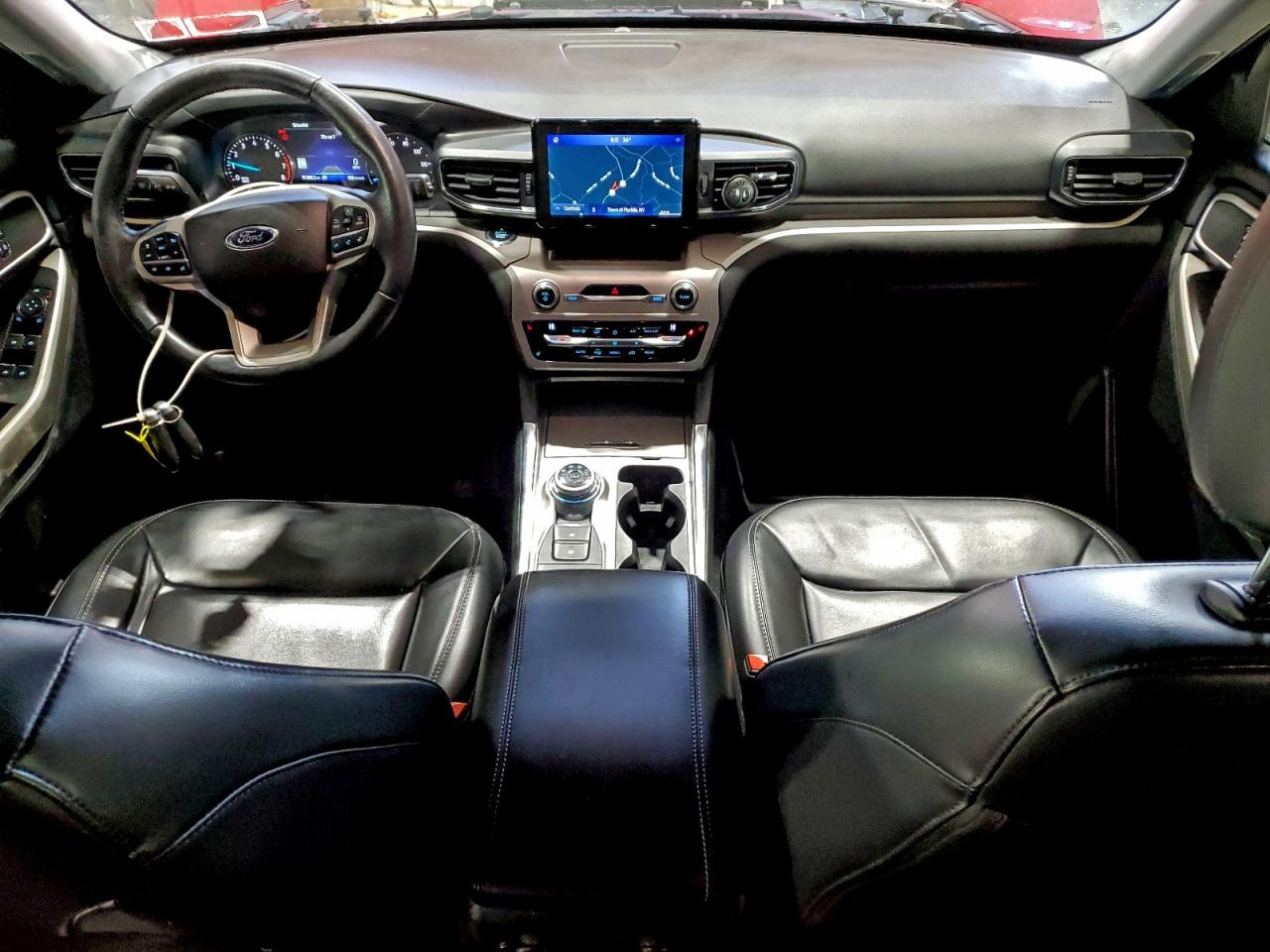 2021 FORD EXPLORER XLT photo 8