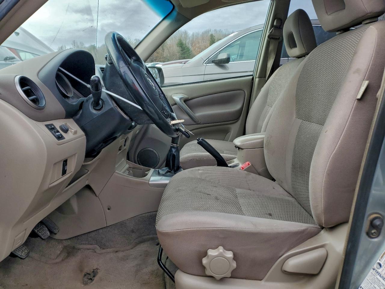 2005 TOYOTA RAV4 photo 7